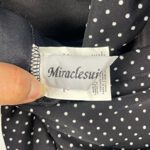 Miraclesuit Black‎ White Polka Dot Retro Ruched Side Seams Tankini Swimsuit Top - Picture 4 of 5